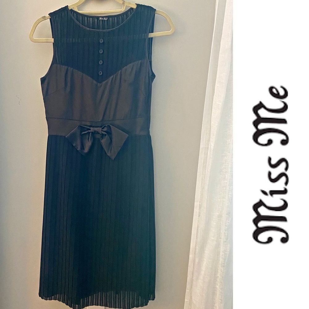 Miss Me Black Dress with Large Bow Size Small